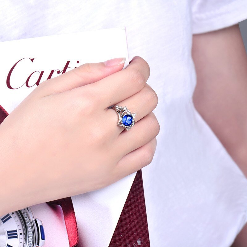 14k White Gold 1.25ct Tanzanite Ring with Diamonds