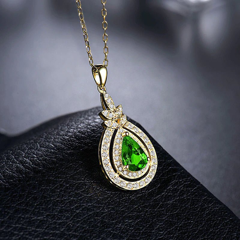 14K Yellow Gold 0.71ct Tsavorite Pendant with Natural Diamond