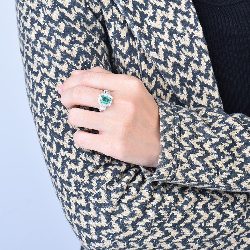 14Kt Gold Diamond 1.65 ct Emerald Ring