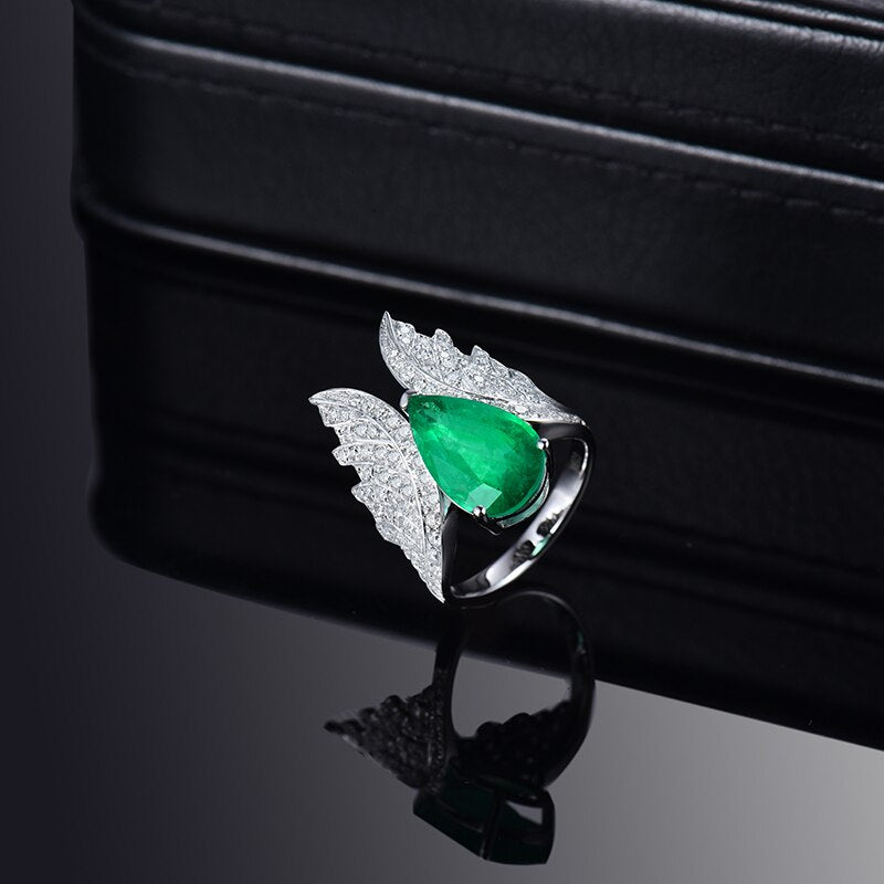 14Kt Gold Diamond 3.56 ct Emerald Ring