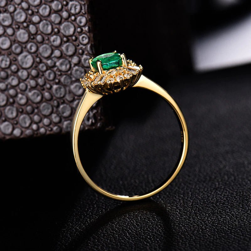 14Kt Gold Natural Diamond & 0.80 ct Emerald Ring