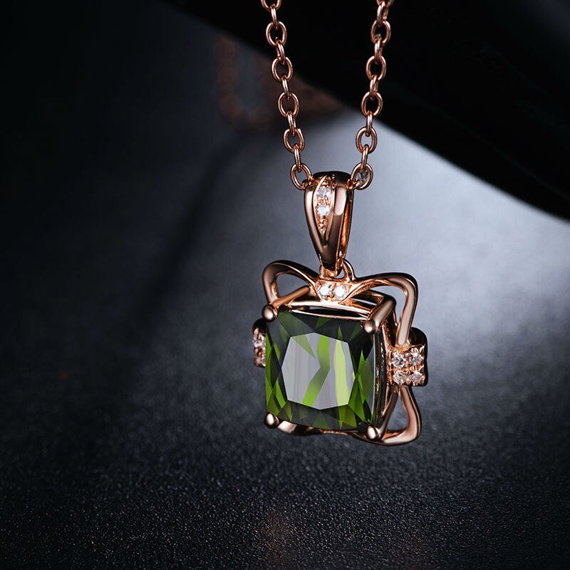 14Kt Rose Gold Natural Diamond 2.665 ct Green Tourmaline Pendant