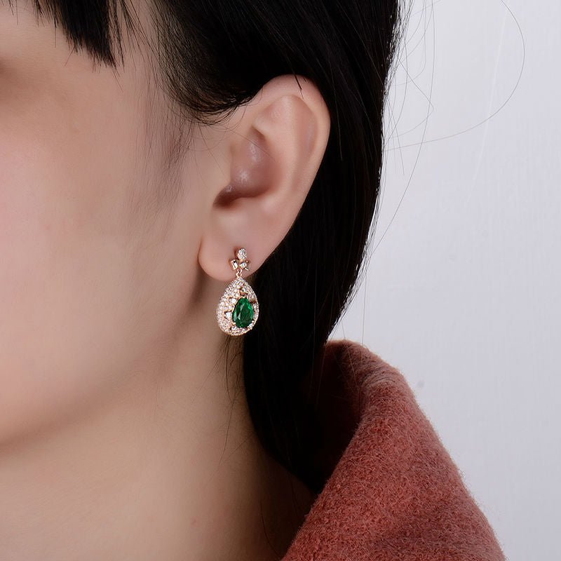 18K Rose Gold 1.86ct Emerald Earrings with Diamond