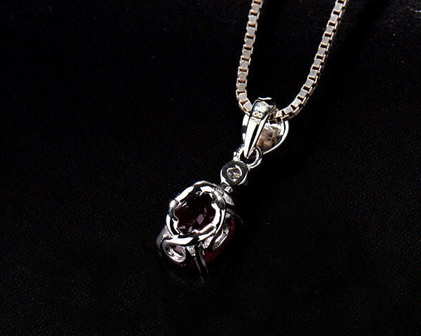 18K White Gold 0.80 ct Ruby Pendant with Natural Diamond