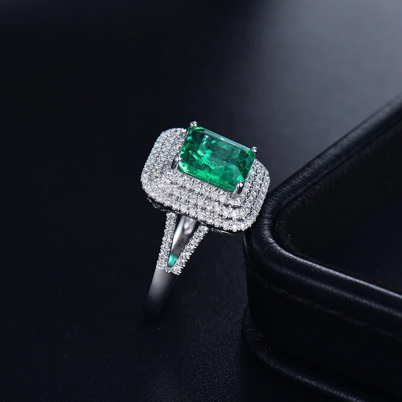 18Kt Gold Diamond 2.56 ct Emerald Ring