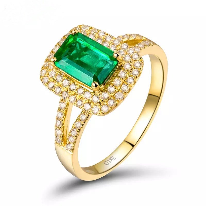 18Kt Gold Natural Diamond & 1.23 ct Emerald Ring
