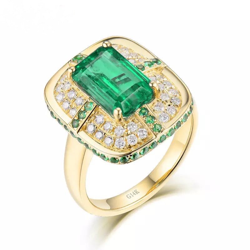 18Kt Gold Natural Diamond & 1.85 ct Emerald Ring - Unisex