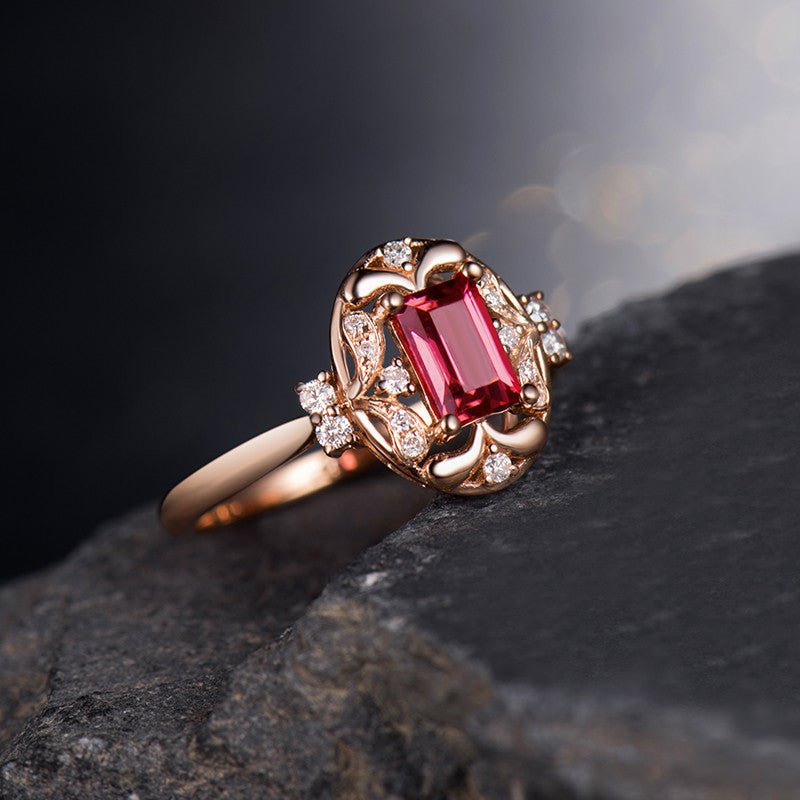 18kt Rose Gold & 0.57 ct Tourmaline Ring