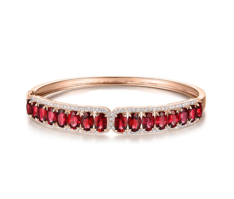 18Kt Rose Gold 8.00 ct Ruby Bracelet with Diamond