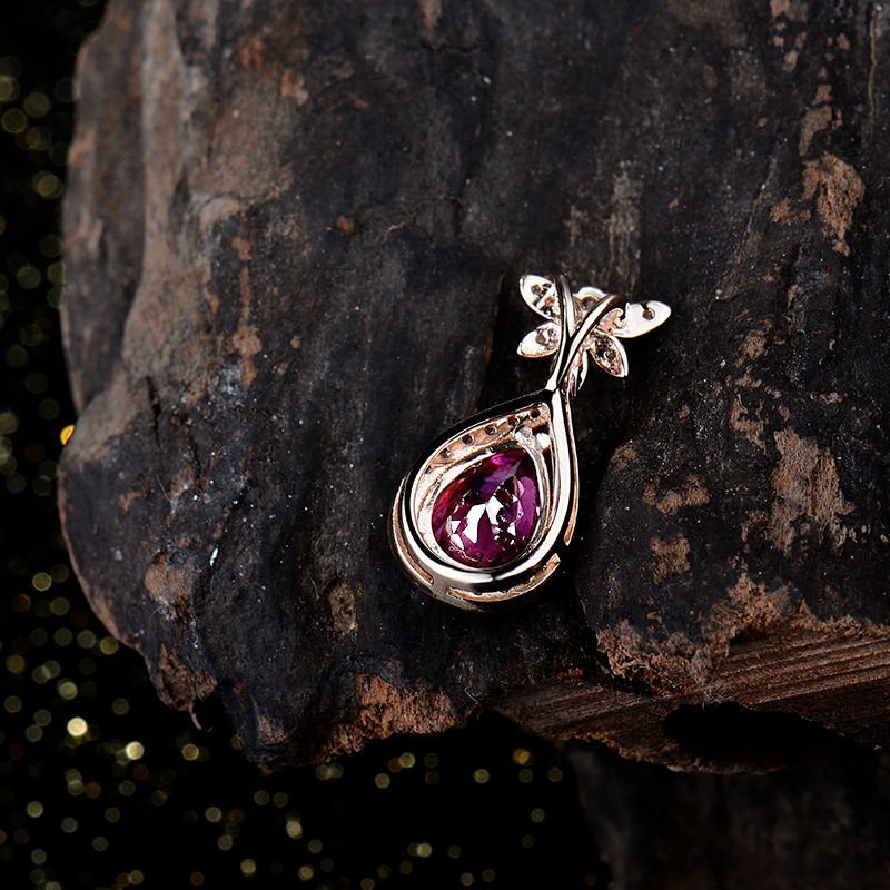 18Kt Rose Gold Diamond 0.90 ct Pink Tourmaline Gemstone Pendant