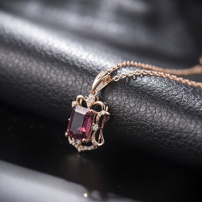 18Kt Rose Gold Natural Diamond 2.19 ct Tourmaline Pendant