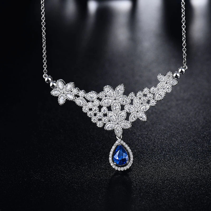 18Kt White Gold 1.02 ct Sapphire Diamonds Pendant
