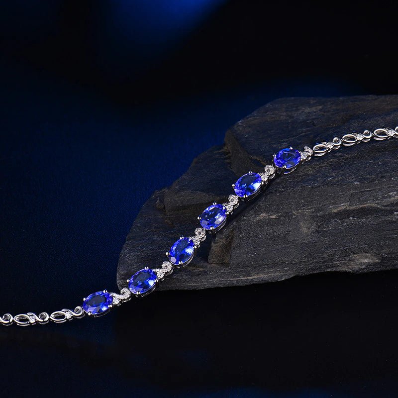 18Kt White Gold 4.80 ct Tanzanite Bracelet with Diamonds