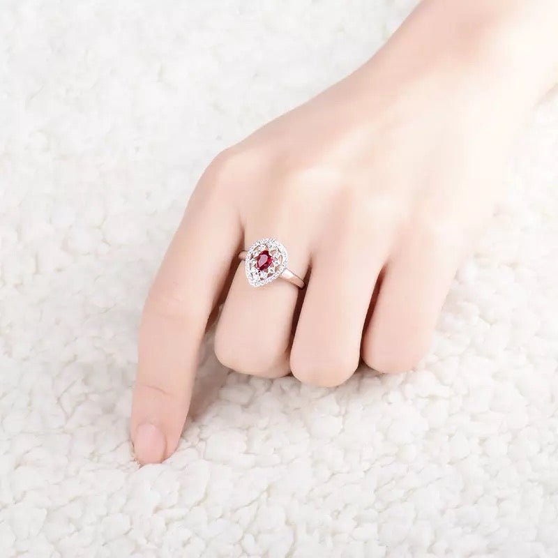 18Kt White Gold Diamond 0.46 ct Ruby Ring
