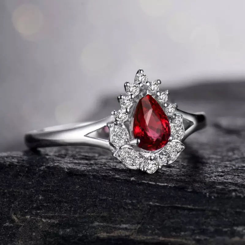 18Kt White Gold Diamond 0.52 ct Ruby Ring