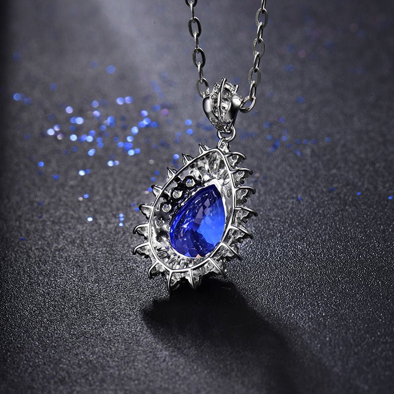 18Kt White Gold Diamond 4.14 ct Tanzanite Pendant