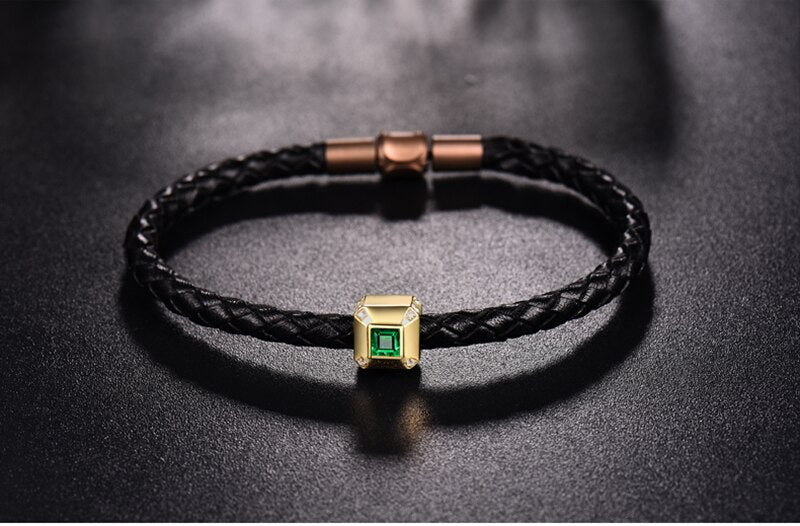 18Kt Yellow Gold 0.36 ct Emerald Bracelet with Diamonds