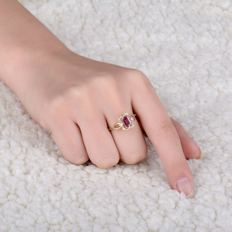 18kt Yellow Gold & 0.55 ct Tourmaline Ring