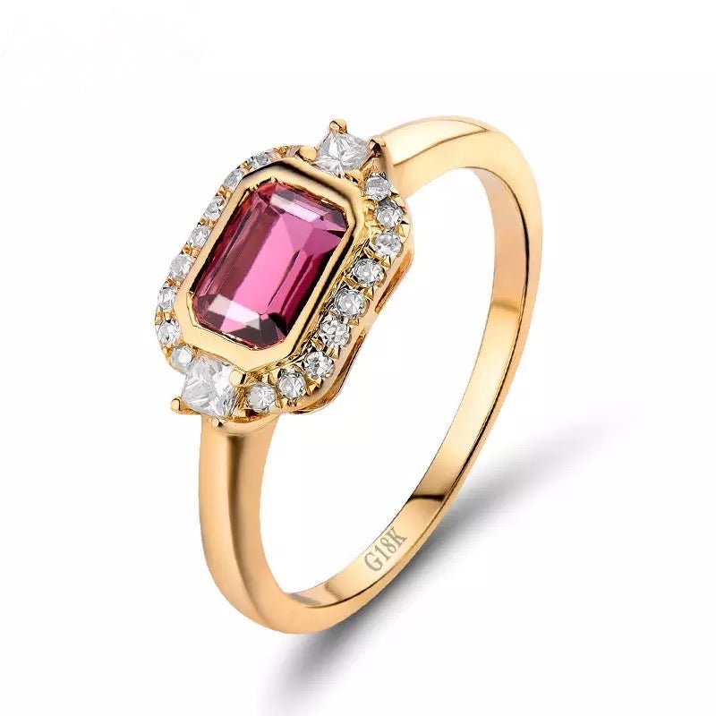 18kt Yellow Gold & 0.93 ct Tourmaline Ring