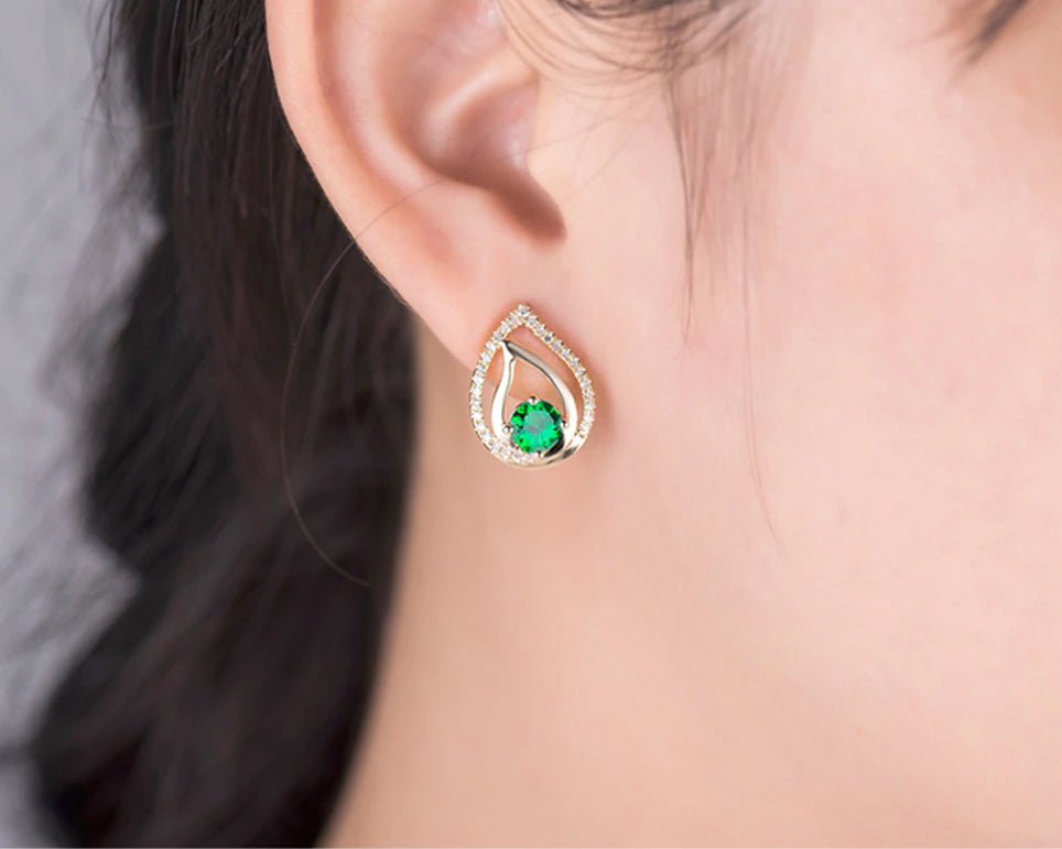 18Kt Yellow Gold 1.25ct Tsavorite Earrings with Diamond