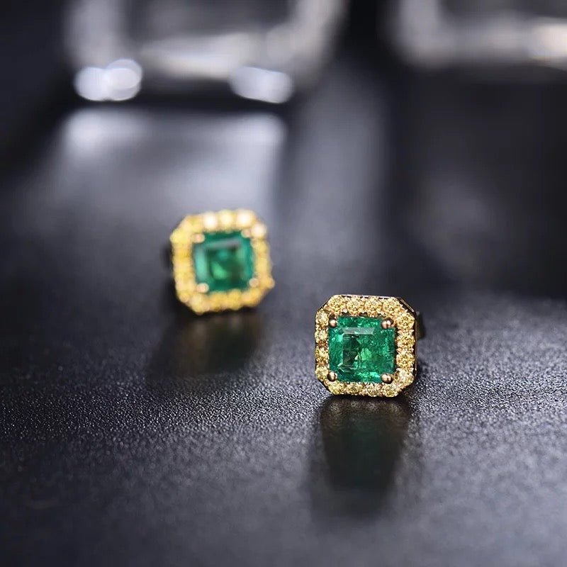 18Kt Yellow Gold Diamond 1.80 ct Emerald Stud Earrings