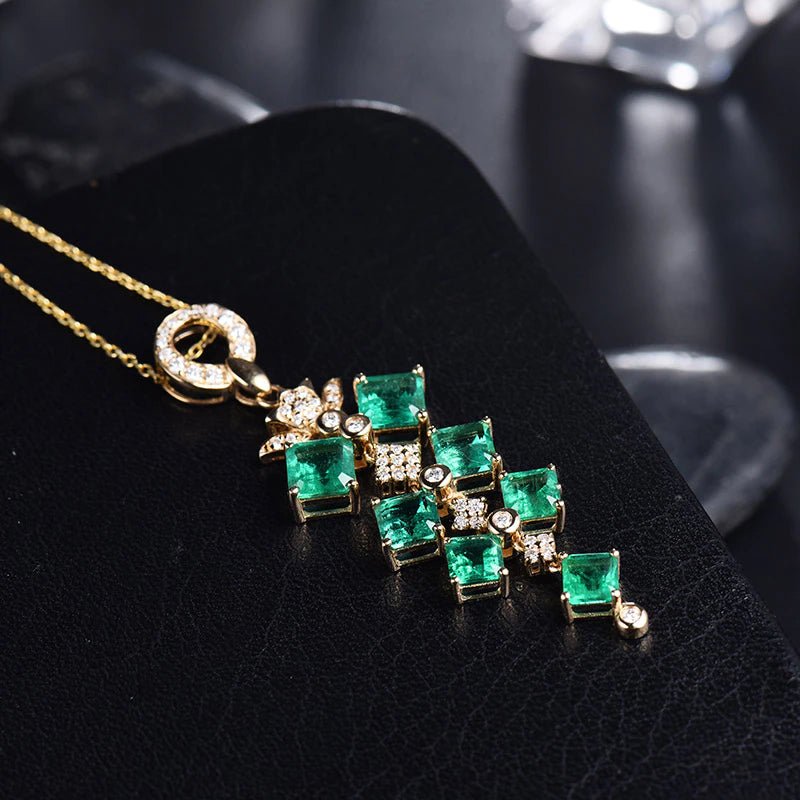 18Kt Yellow Gold Diamond & 4.40 ct Emerald Pendant