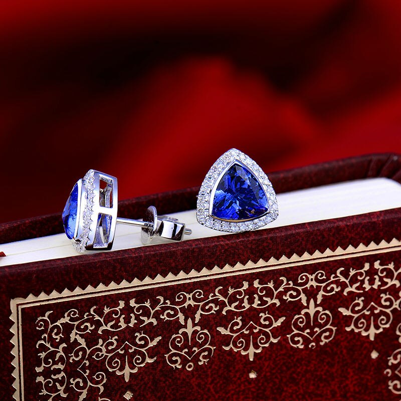 14K White Gold 1.98ct Tanzanite Earrings with Diamonds