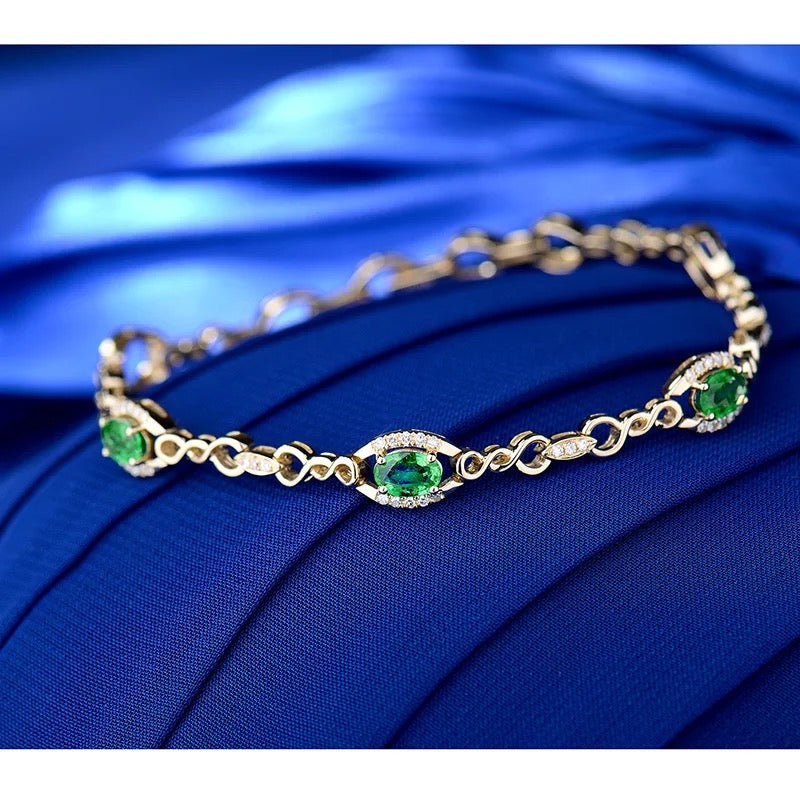 18kt Yellow Gold 1.150 ct Emerald Bracelet with Natural Diamonds 0.34 ct