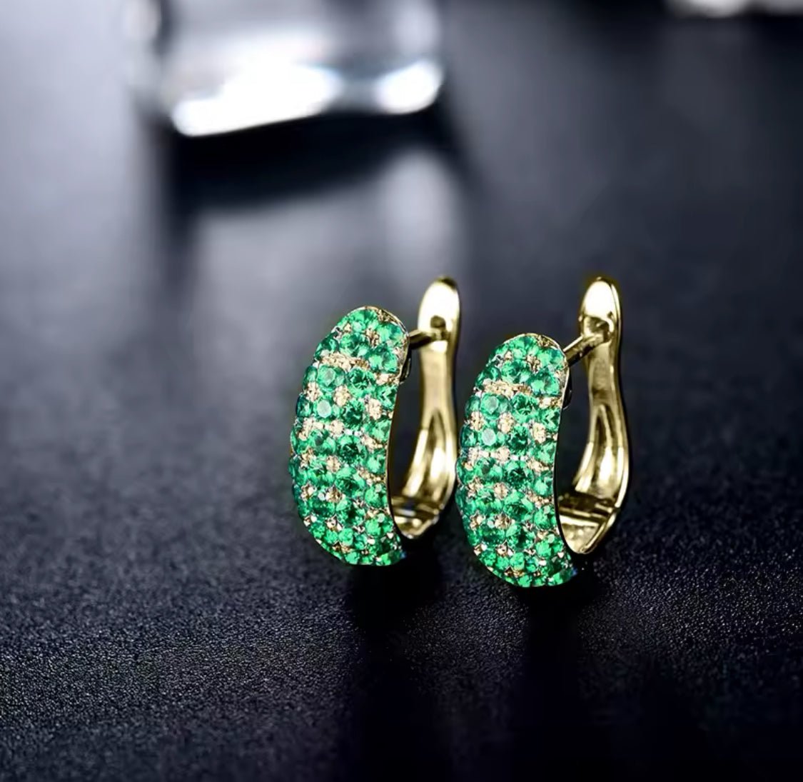 14Kt Gold Diamond 2.00 ct Emerald Earrings