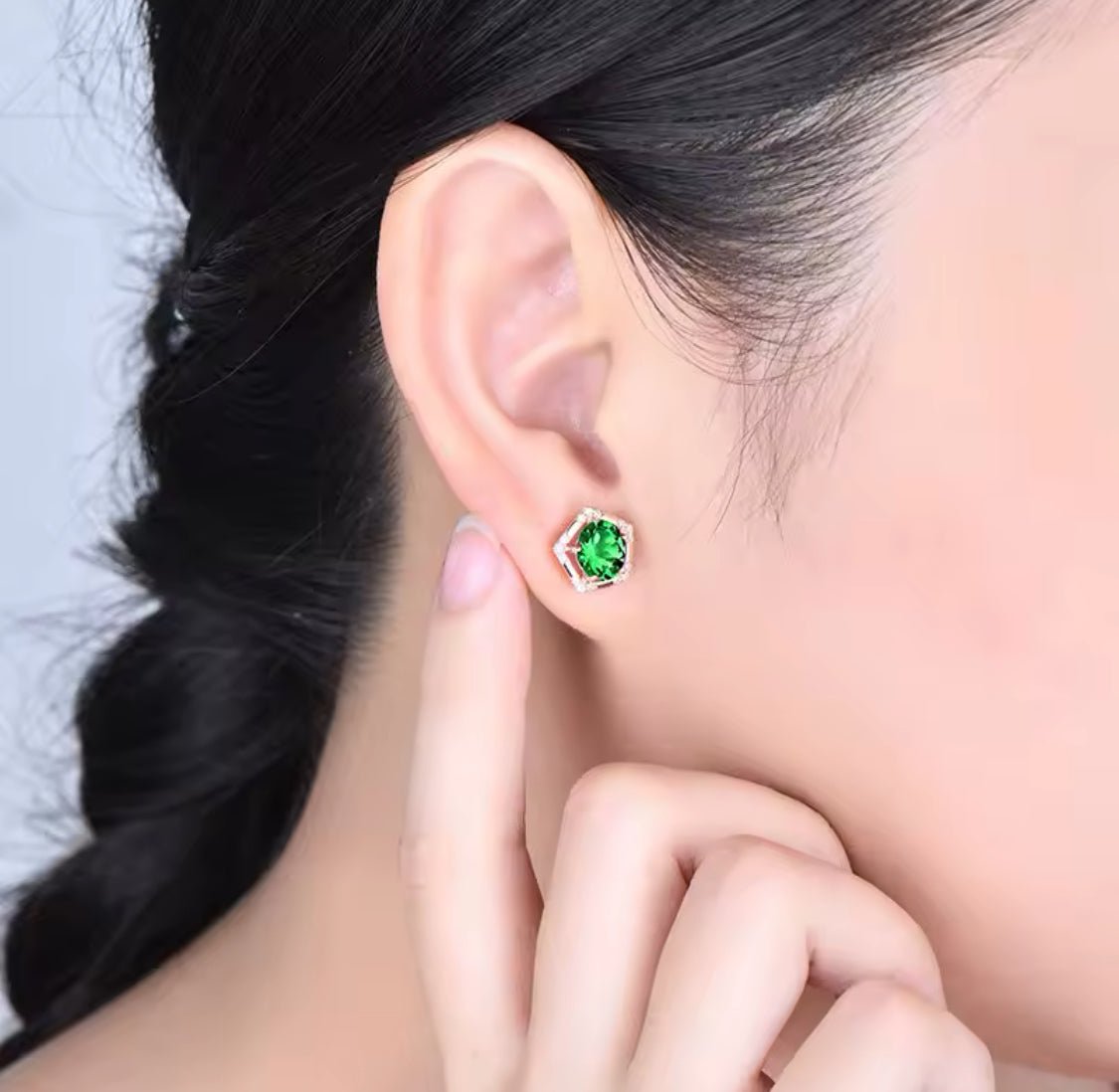 14Kt Rose - Gold 1.60 ct Tsavorite Earrings with Diamonds
