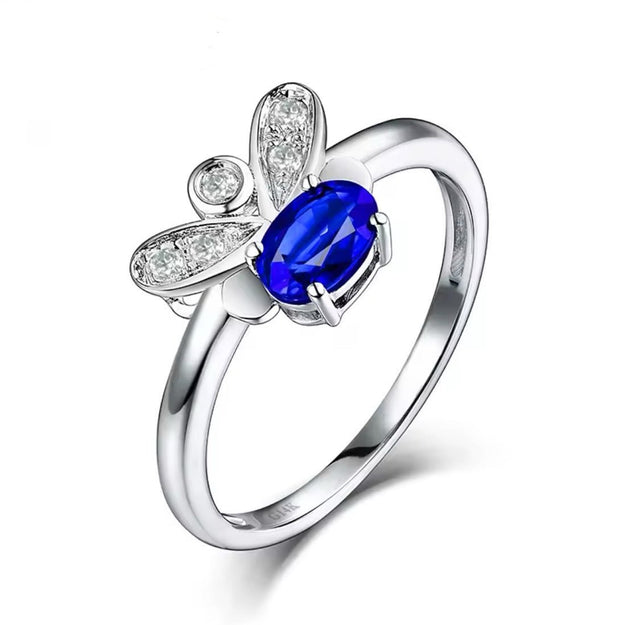 14Kt White Gold 0.56 ct Sapphire Ring with Natural Diamonds