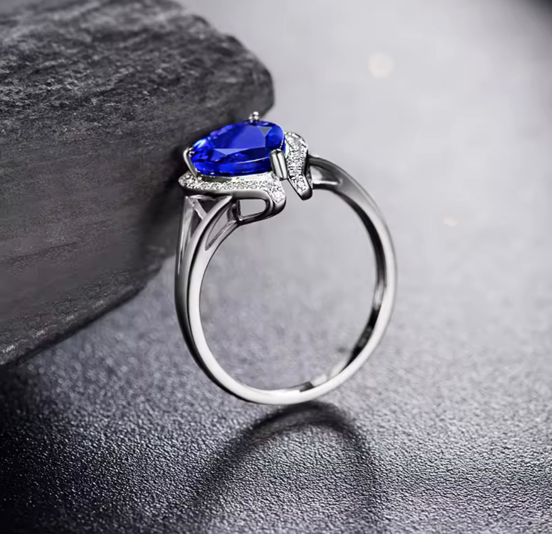 14Kt White Gold 1.89 ct Tanzanite Ring with Diamonds