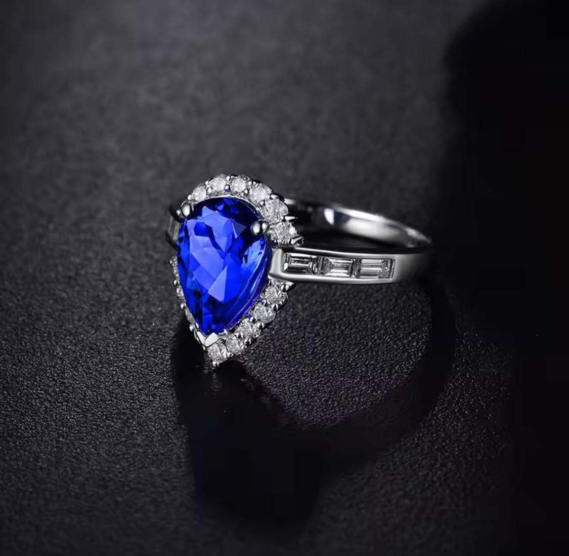 14Kt White Gold 1.99 ct Tanzanite Ring with Diamonds