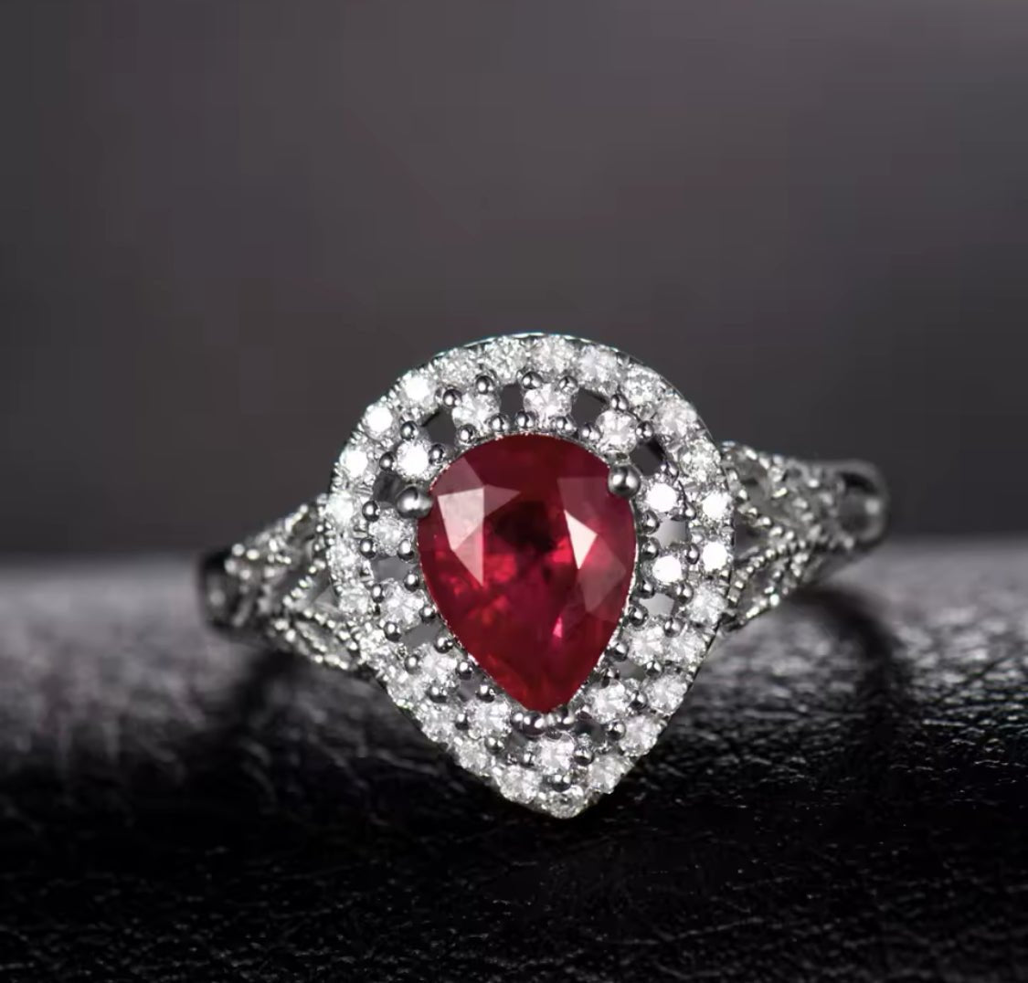 14Kt White Gold Diamond 1.60 ct Ruby Ring