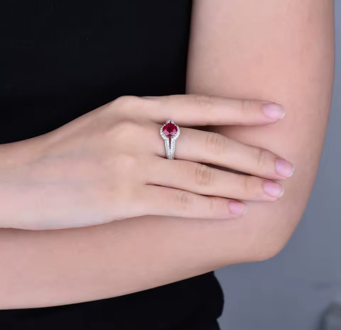 14Kt White Gold Diamond 2.10 ct Ruby Ring