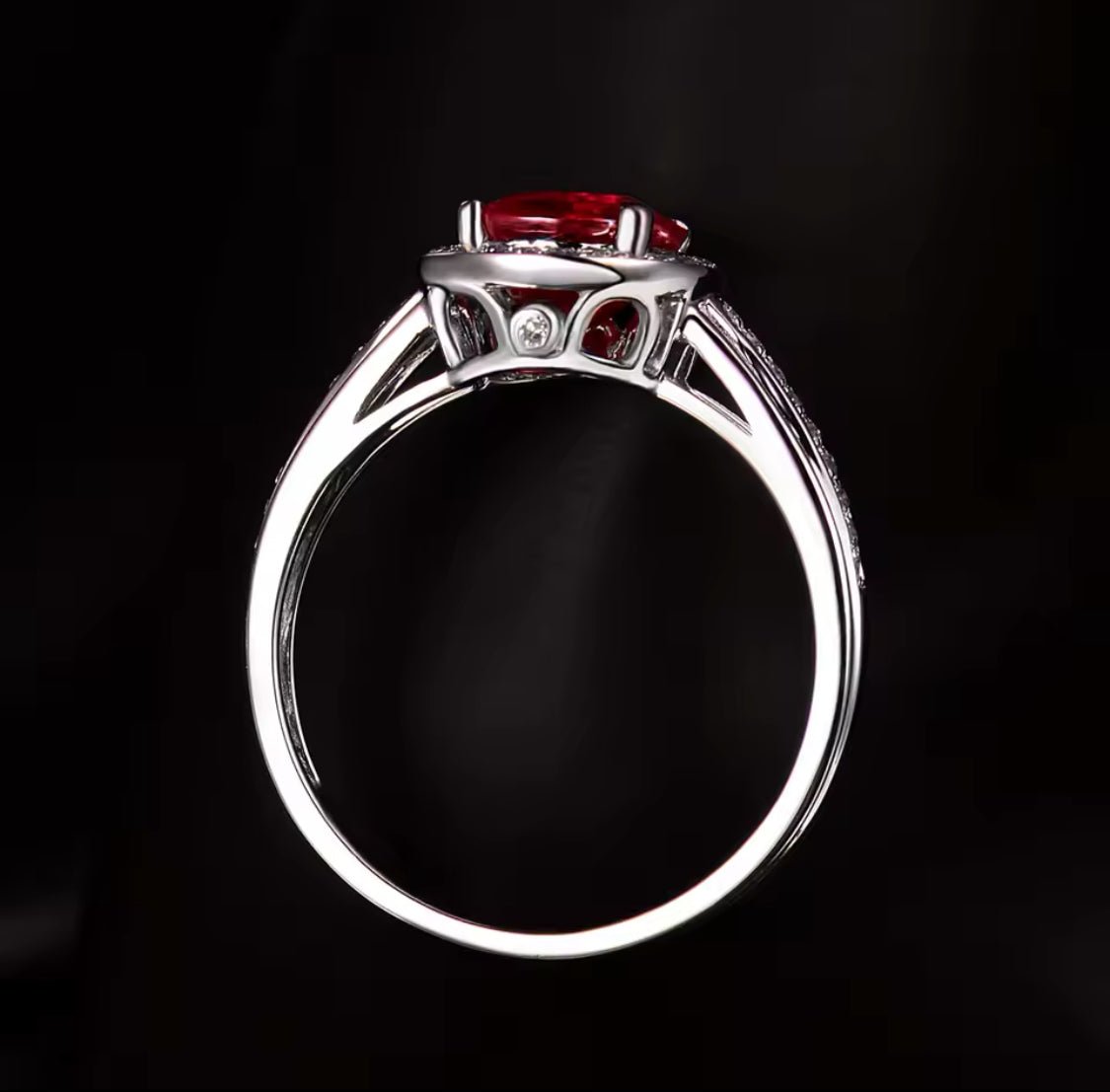 14Kt White Gold Diamond 2.10 ct Ruby Ring
