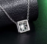 18K White Gold 0.65 ct Emerald Pendant with Natural Diamond