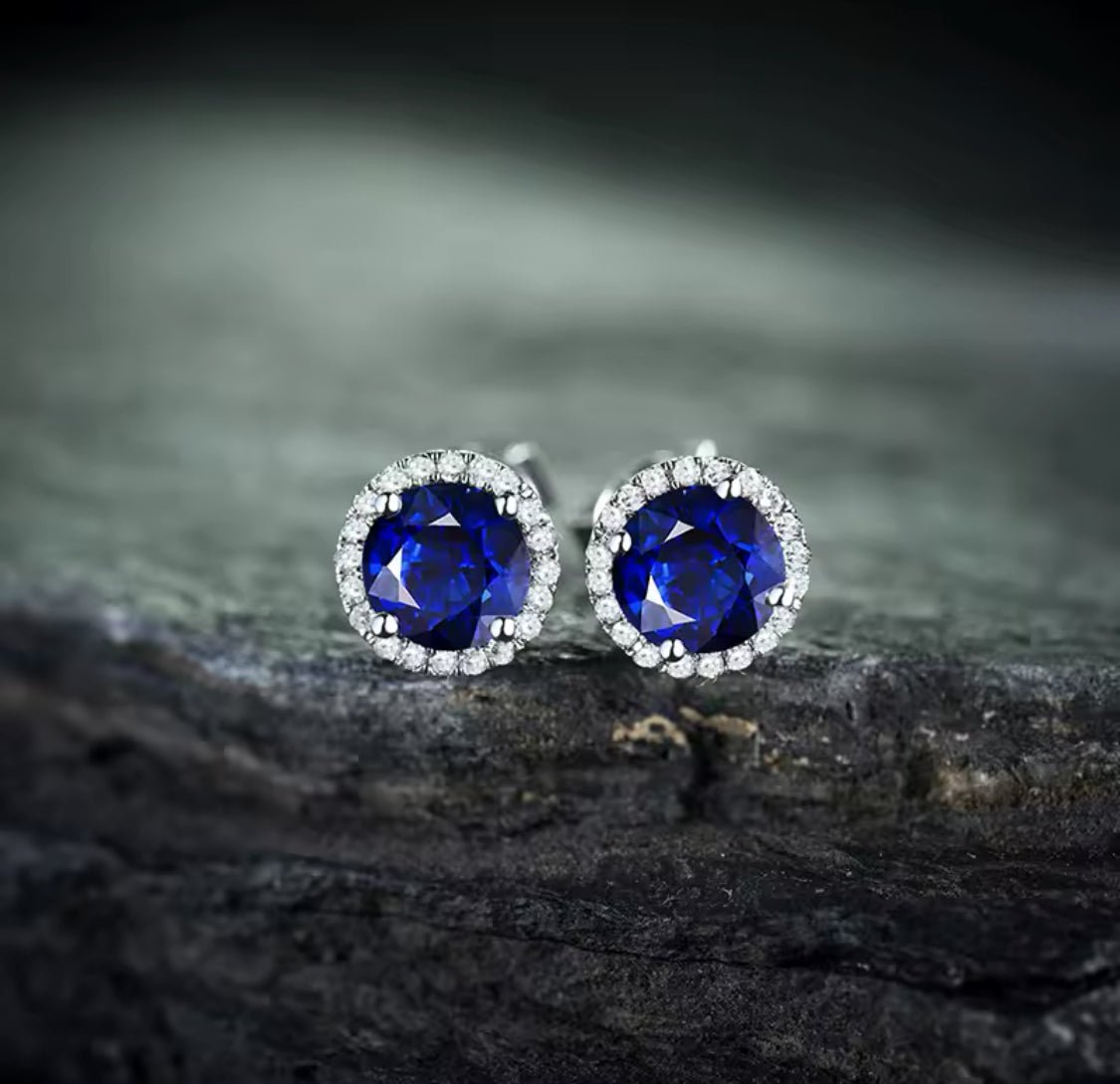 18K White Gold 1.50 ct Sapphire Earrings with Diamond