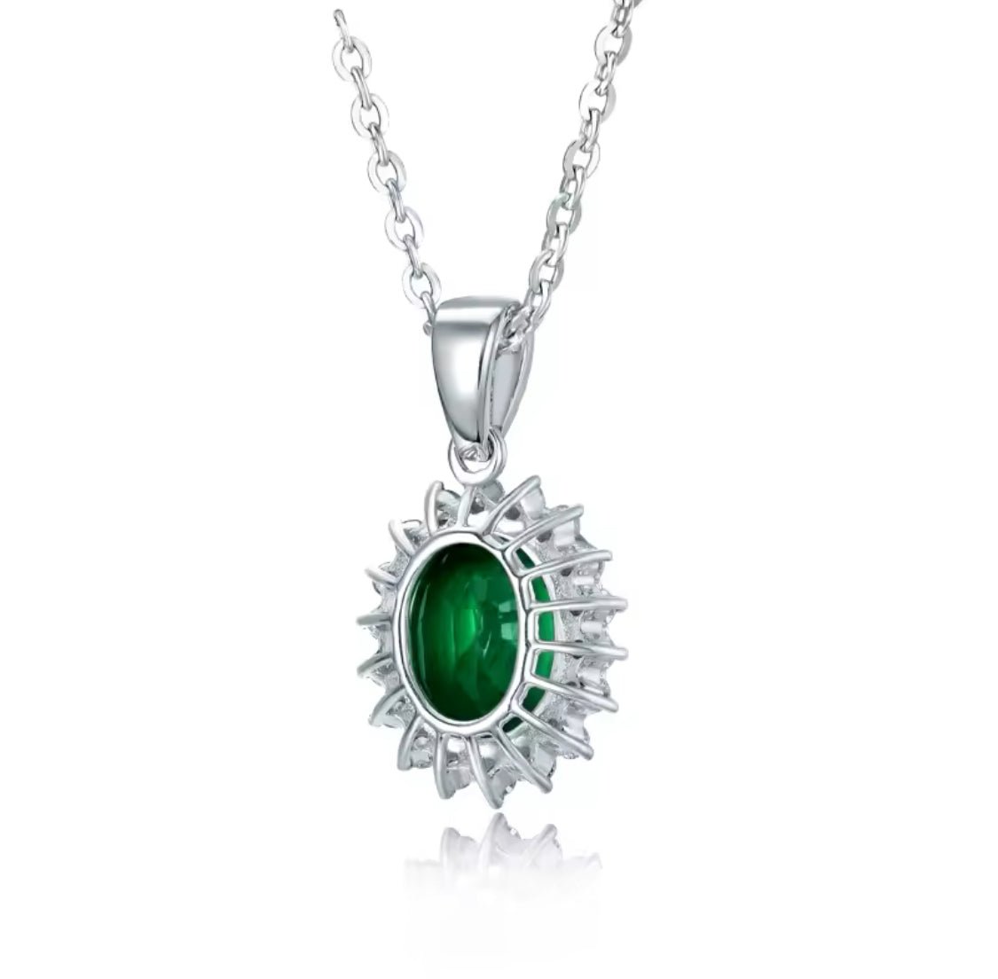 18K White Gold 1.75 ct Emerald Pendant with Natural Diamond