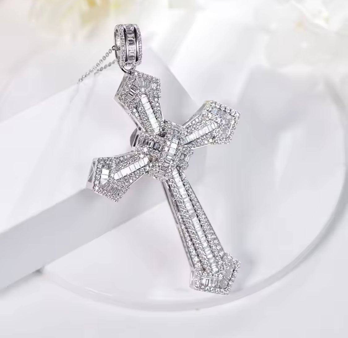 18K White Gold Diamond Cross Unisex Pendant 4.83ct – Luxury Fine Jewelry