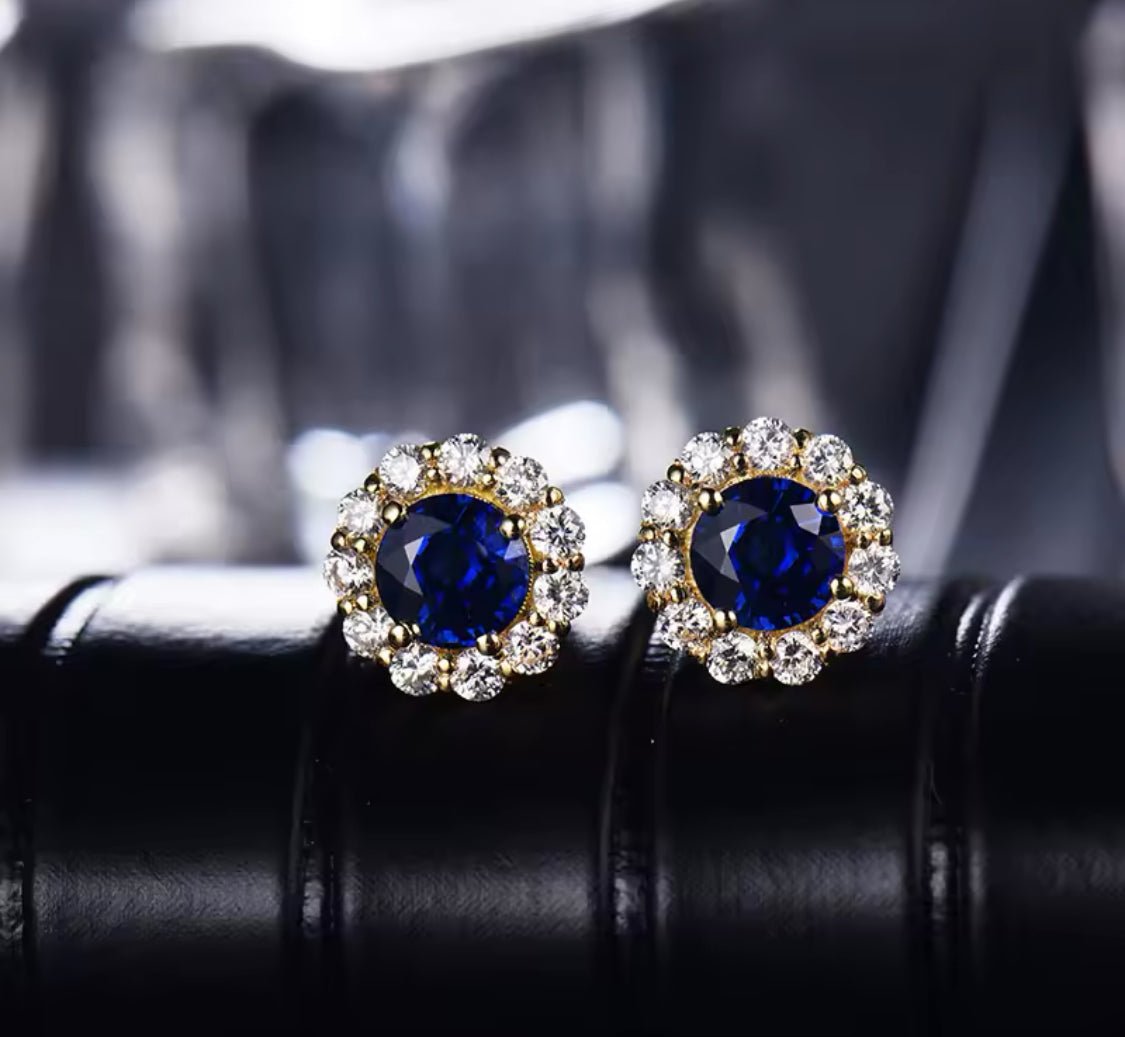 18K Yellow Gold 1.56 ct Sapphire Earrings with Diamond