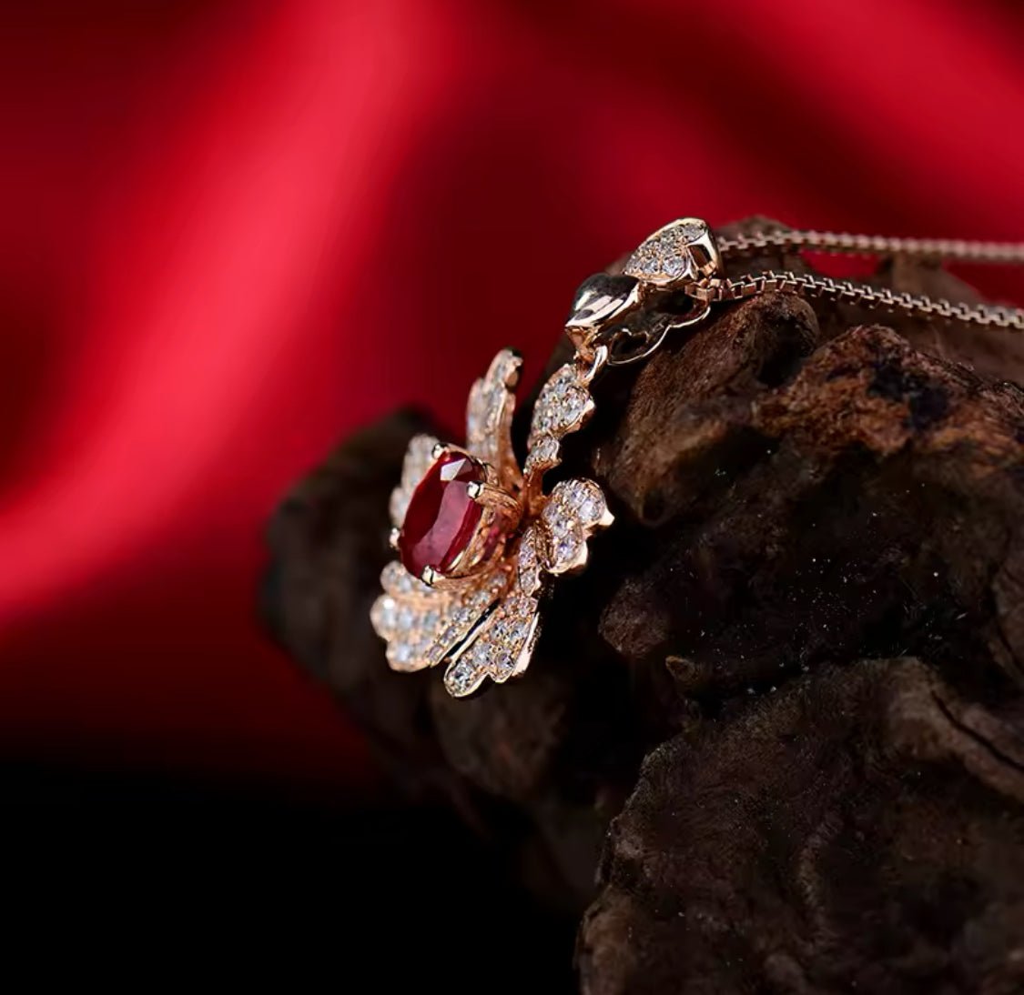 18Kt Rose Gold 0.60 ct Ruby Pendants