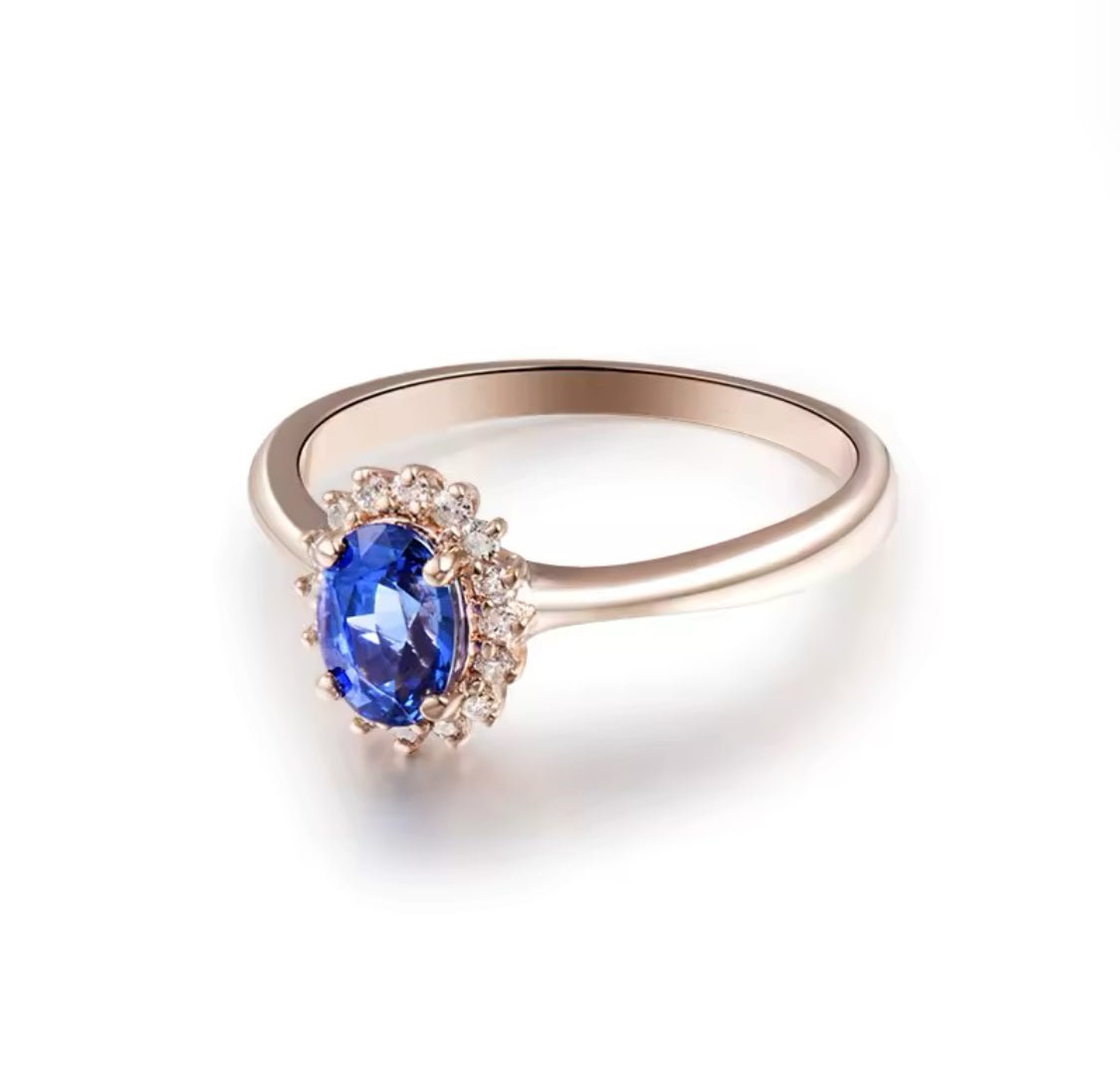 18Kt Rose Gold 0.77 ct Sapphire Ring with Natural Diamonds