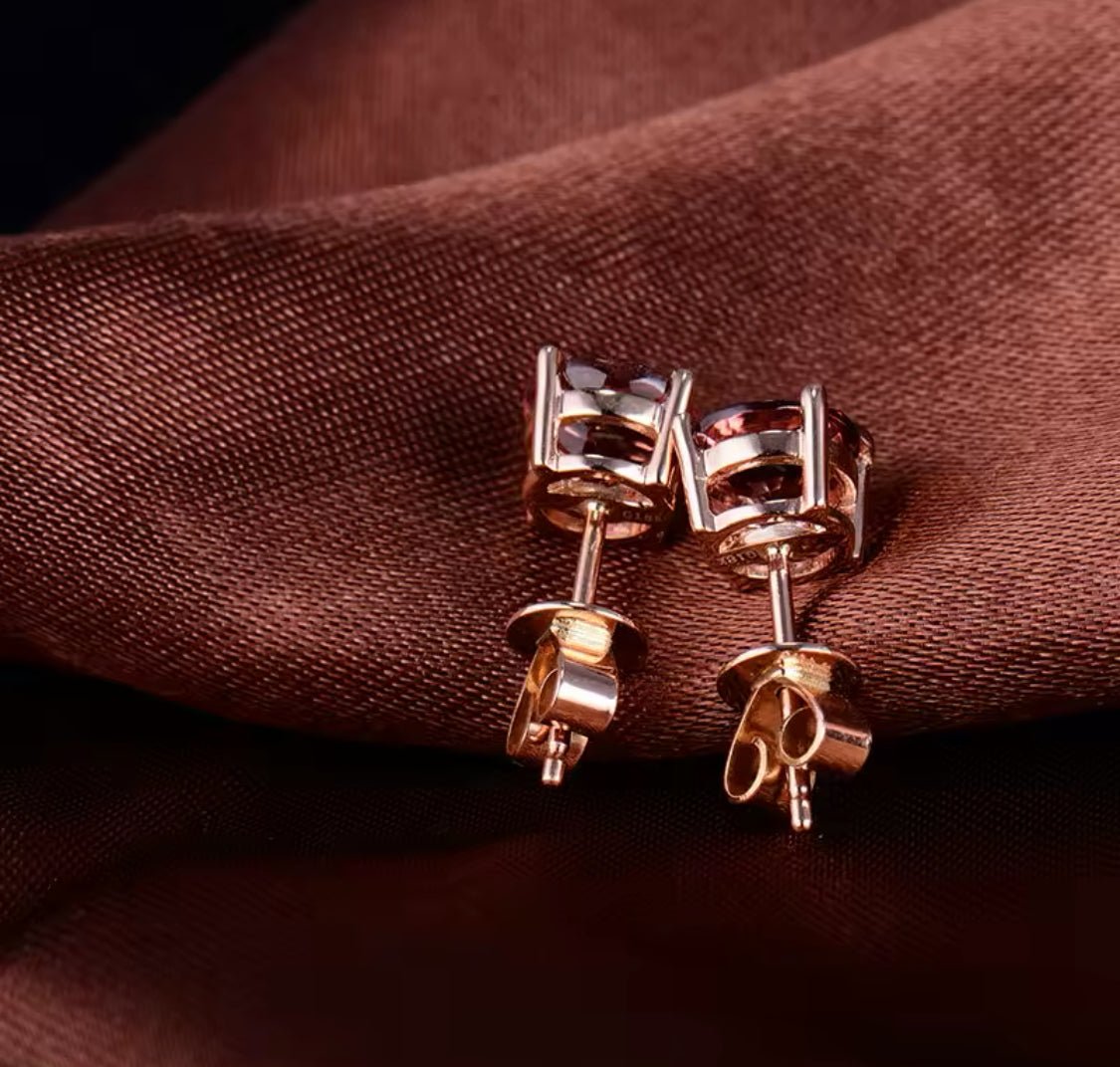 18kt Rose Gold 1.63 ct Tourmaline Earrings