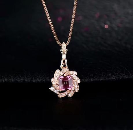 18Kt Rose Gold Natural Diamond 0.56 ct Tourmaline Pendant