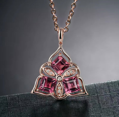 18Kt Rose Gold Natural Diamond 1.60 ct Tourmaline Pendant