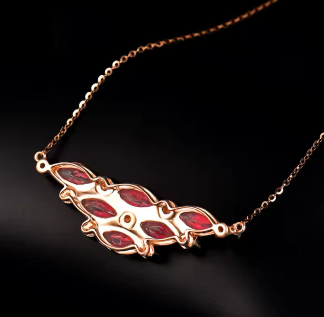 18Kt Rose Gold Natural Diamond 3.40 ct Tourmaline Pendant with Chain