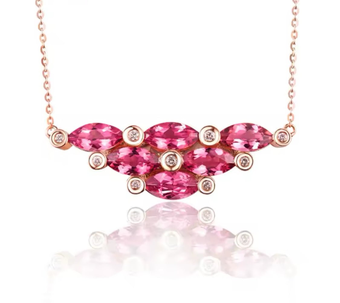 18Kt Rose Gold Natural Diamond 3.40 ct Tourmaline Pendant with Chain