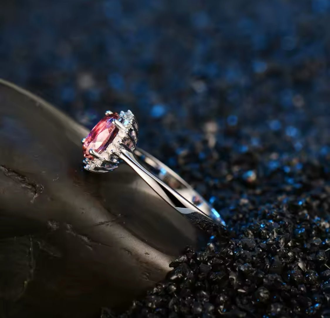 18kt White Gold Diamond 0.82 ct Tourmaline Ring