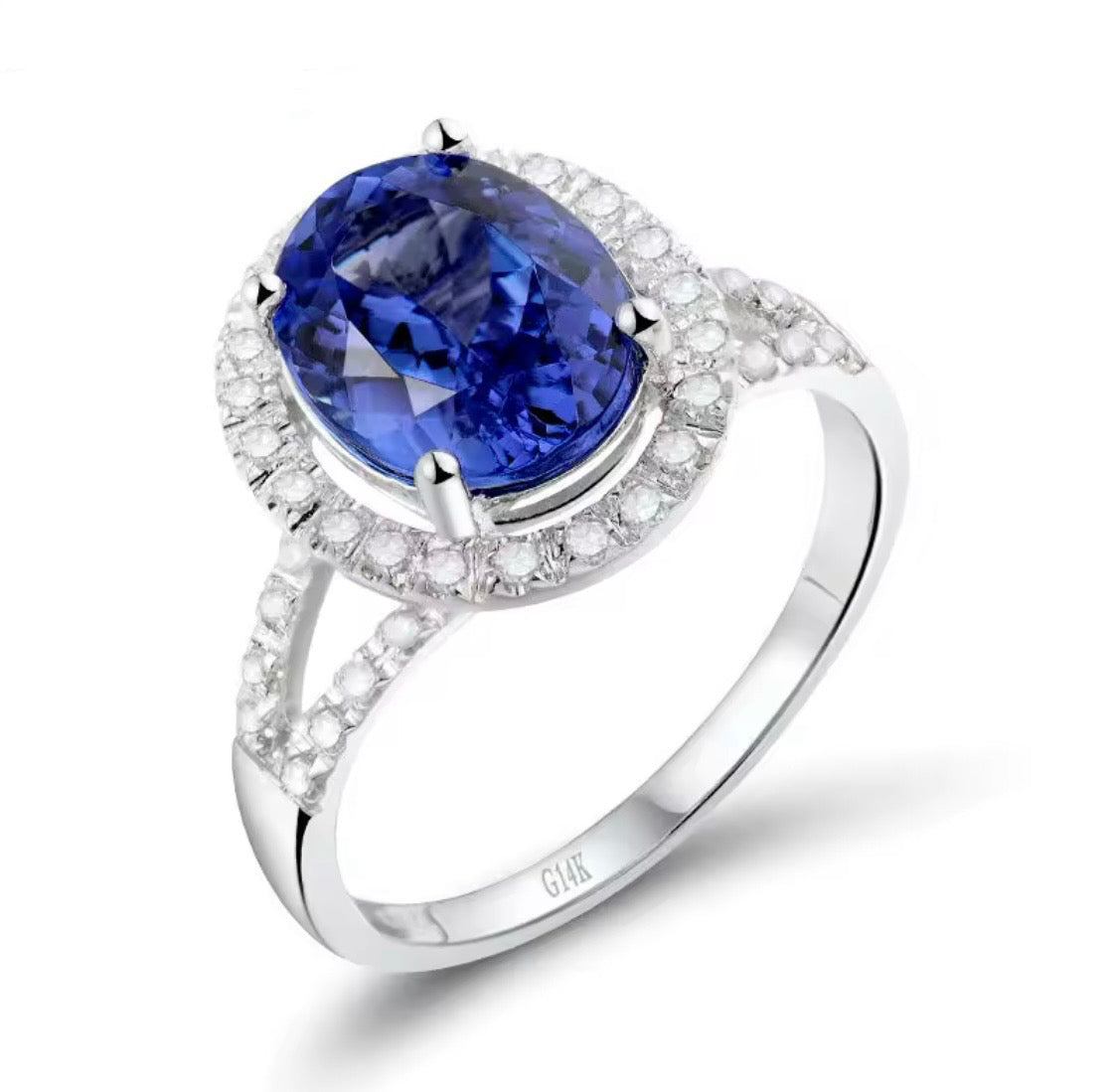 2.67 ct natural tanzanite and 0.18 ct diamond ring in 14K white gold